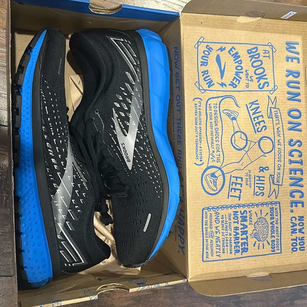 Men’s Brooks Ghost 13 size 11.5